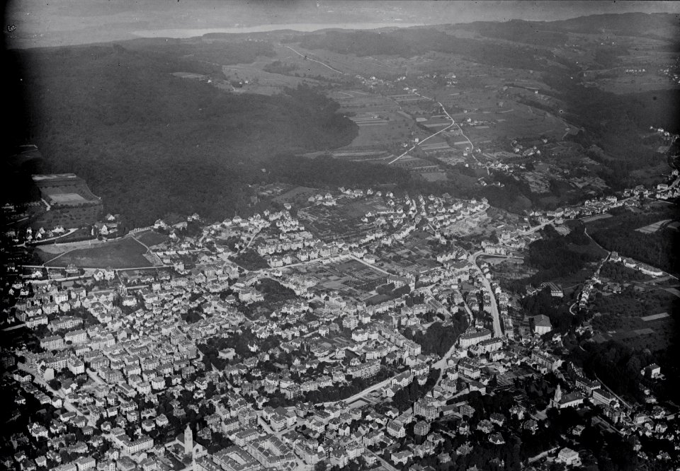 ETH-BIB-Zürich-Hirslanden, Schleife, Witikon, Greifensee aus 600 m-Inlandflüge-LBS MH01-004207