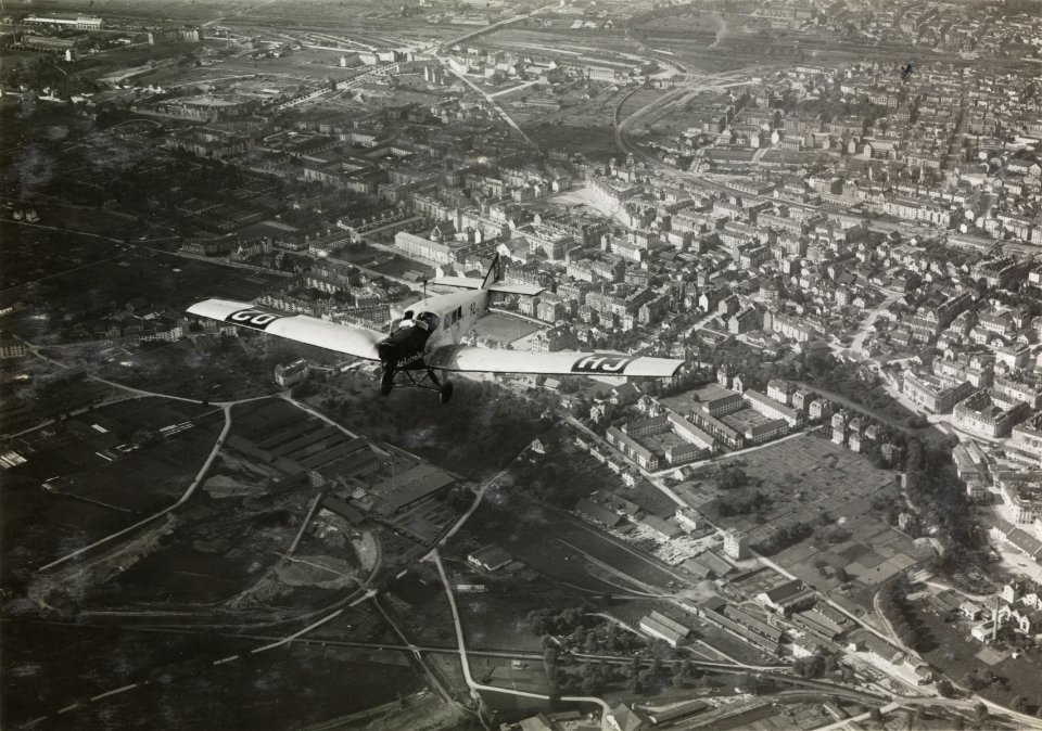 ETH-BIB-Zürich-Aussersihl, Junkers über Zürich-Inlandflüge-LBS MH01-004775-AL