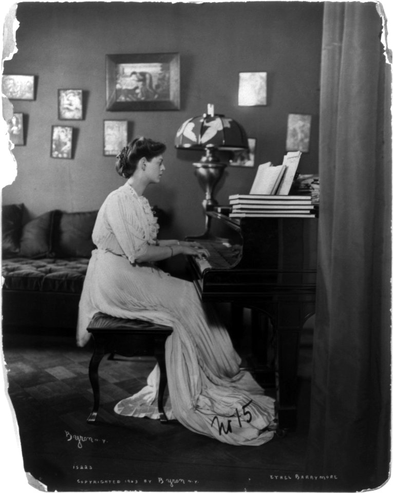 Ethel Barrymore, 1879-1959 LCCN2003677359