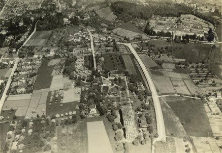 ETH-BIB-Zürich-Riesbach, Schweizerische Anstalt für Epileptische (Mitte) und Psychiatrische Anstalt Burghölzli (r.)-Inlandflüge-LBS MH03-1609