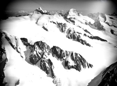 ETH-BIB-Äbeniflue, Jungfrau, Mönch v. S. aus 5000 m-Inlandflüge-LBS MH01-006477