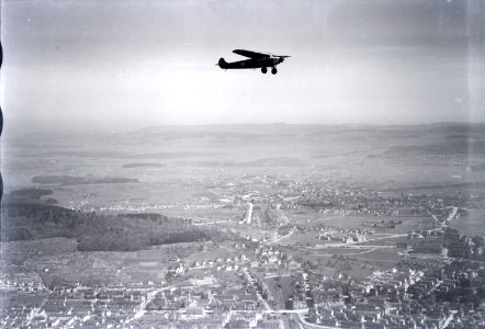 ETH-BIB-Zürich-Wipkingen, Milchbuck, Oerlikon, Fokker IV v. S. W. aus 600 m-Inlandflüge-LBS MH01-006020