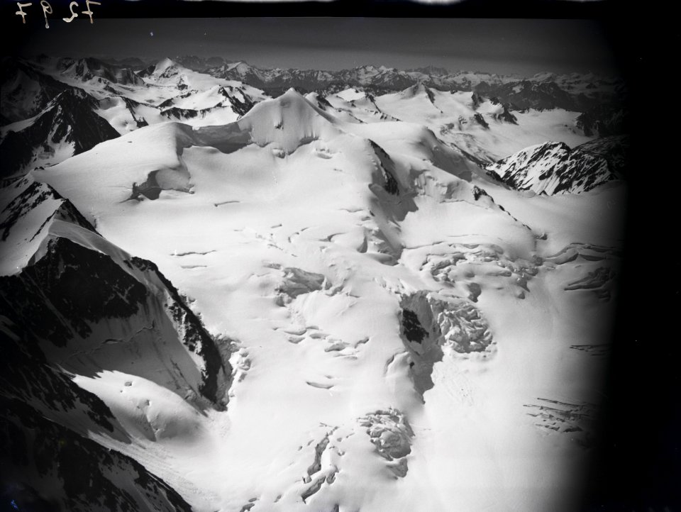 ETH-BIB-Ötztaler Wildspitze, Nordwand-Inlandflüge-LBS MH01-007297