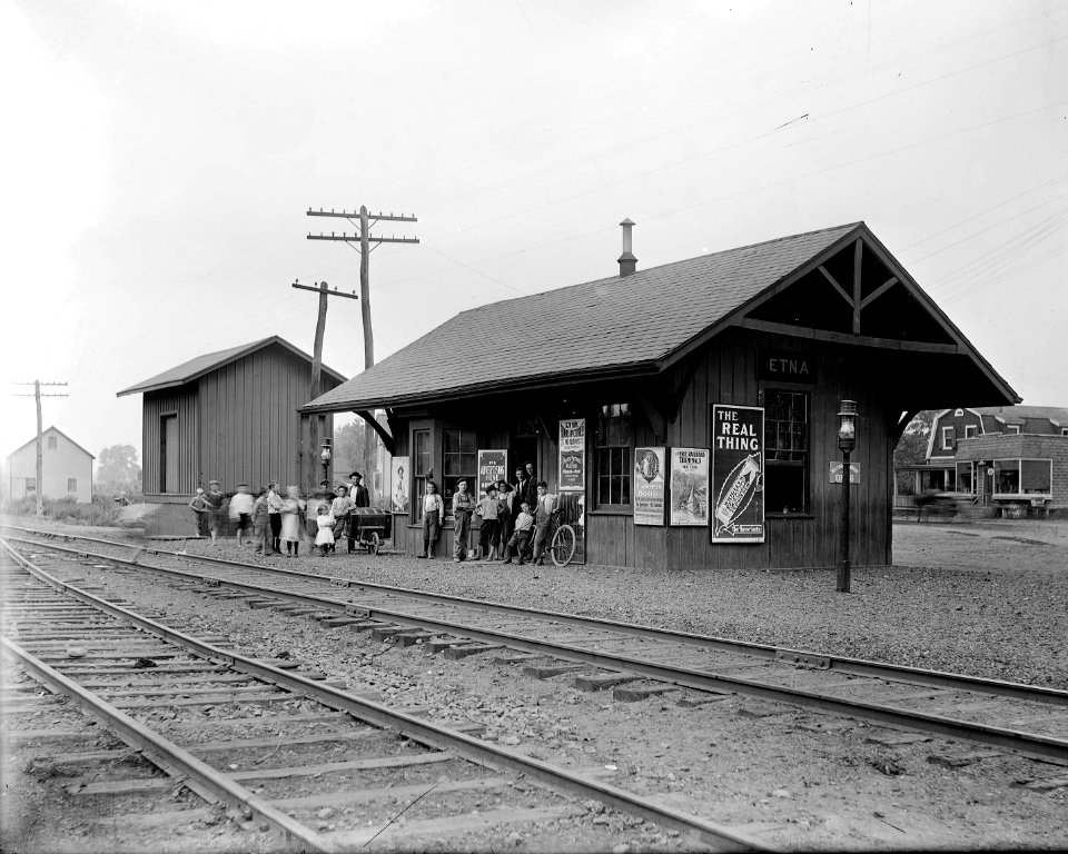 Etna station - Bailey