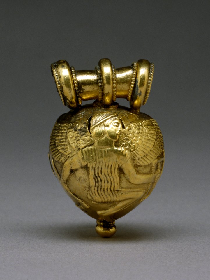 Etruscan - Bulla with Daedalus and Icarus - Walters 57371 - Side A