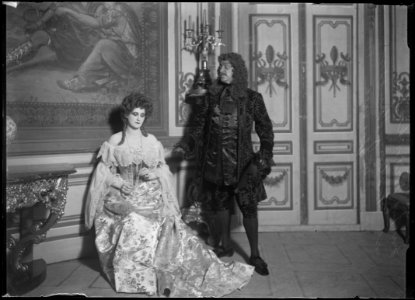 Ett glas vatten, Dramaten 1903. Rollporträtt - SMV - DrT031