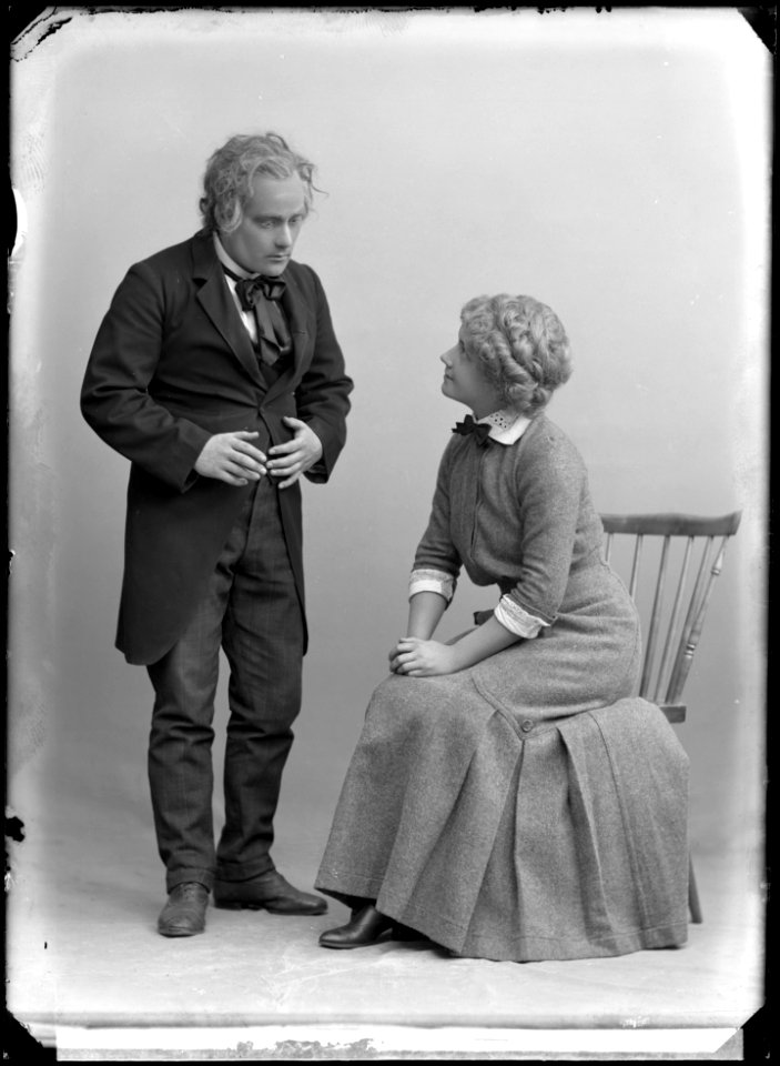 Eugen Nilsson and Maria Sjöberg in 33,333 at Folkteatern 1911 - SMV - NN014