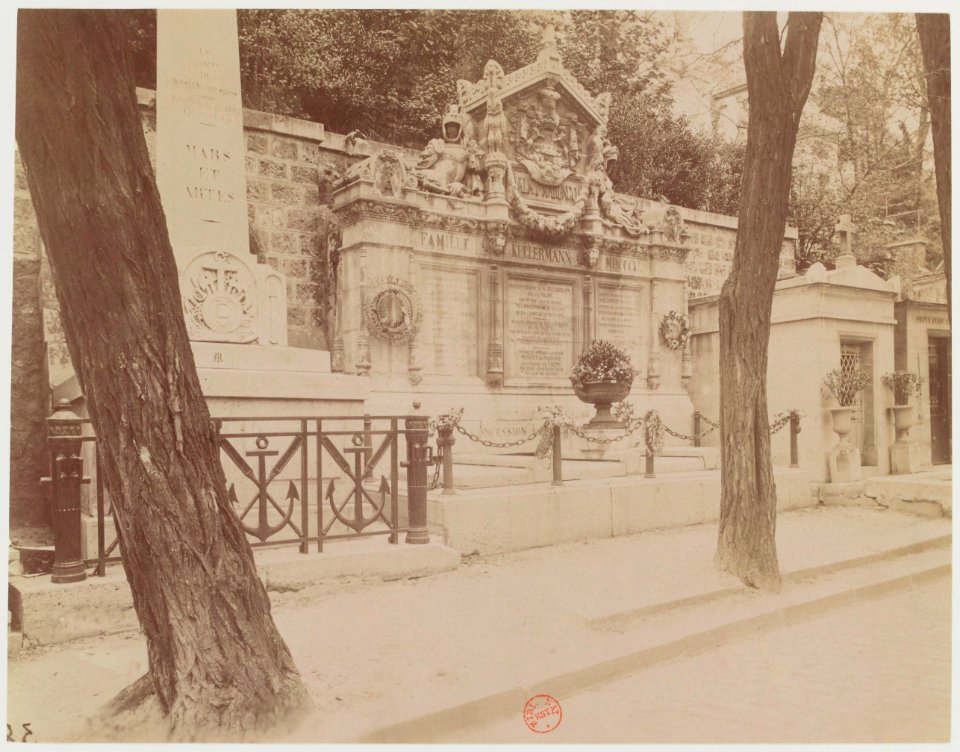 Eugène Atget - Kellerman - Père-Lachaise 01
