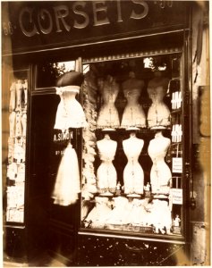 Eugène Atget, Boulevard de Strasbourg, Corsets, Paris, 1912