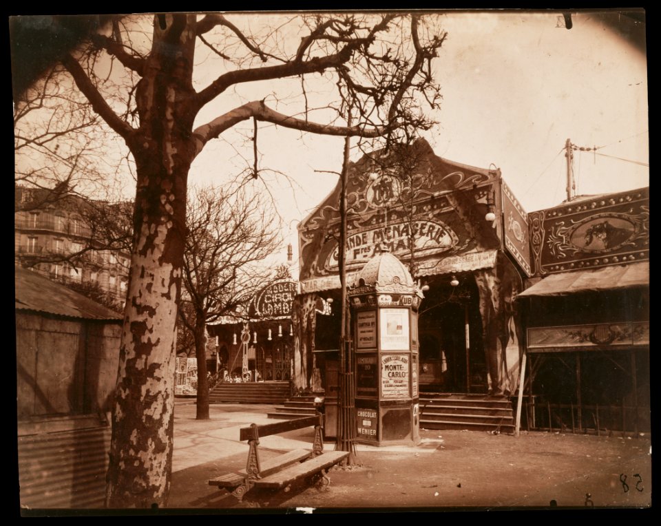 Eugène Atget, Fête Vaugirard (Street Fair and Kiosk), 1925