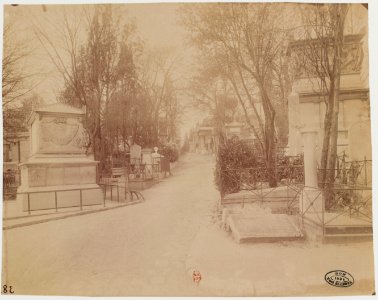 Eugène Atget - chemin Camille Jordan - Père-Lachaise 03