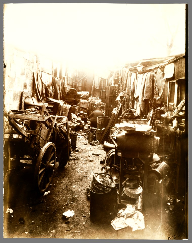 Eugène Atget, Junkyard - Getty Museum