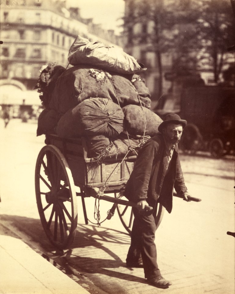 Eugène Atget, Chiffonier - Getty Museum