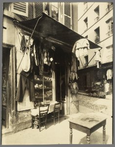 Eugène Atget, Costume Shop, rue de la Corderie - Getty Museum photo
