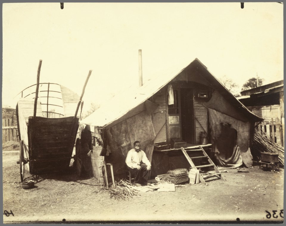Eugène Atget, Porte d'Ivry, Zoniers - Getty Museum