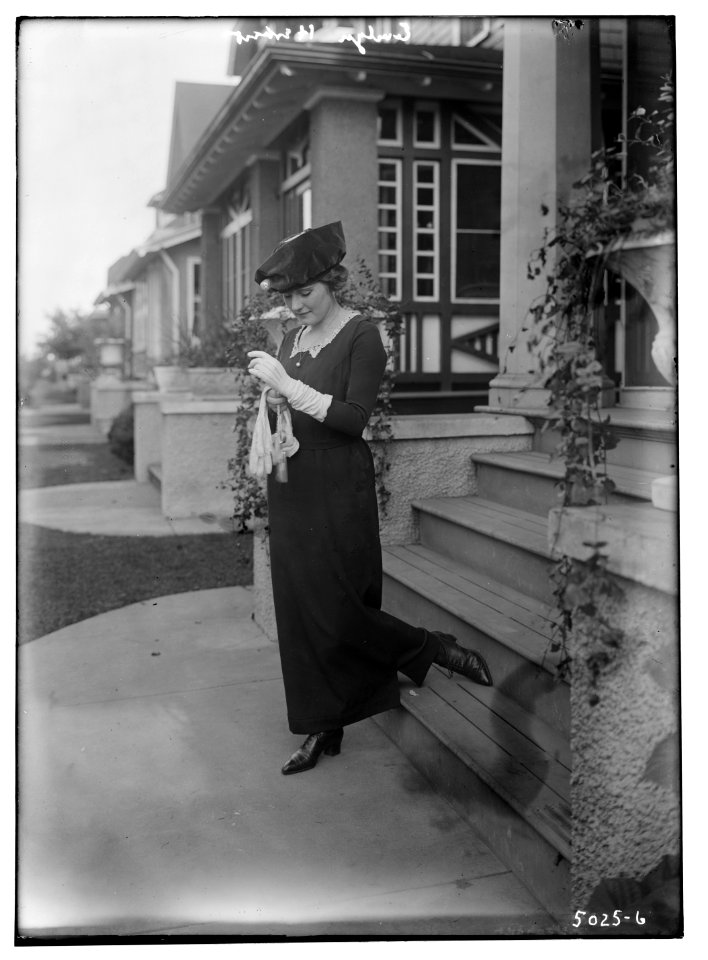 Evelyn Herbert LCCN2014709586