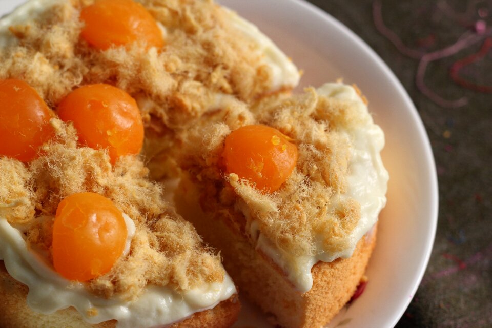 Salted eggs cheese gato