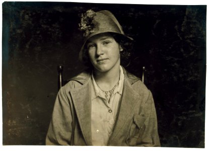 Evelyn Casey, 129 Gaynore St., 14 years, 6 months - Irish. Went to work on 14th birthday cleaning harnesses in Borden Mills. Left because of no work and expects to learn weaving in Flint LOC nclc.05036