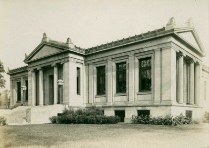 Evanston Public Library, Evanston, Illinois, early 20th century (NBY 806) photo