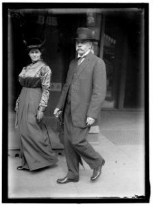 EWING, JOHN. OF MINNESOTA, WITH MRS. EWING LCCN2016864965
