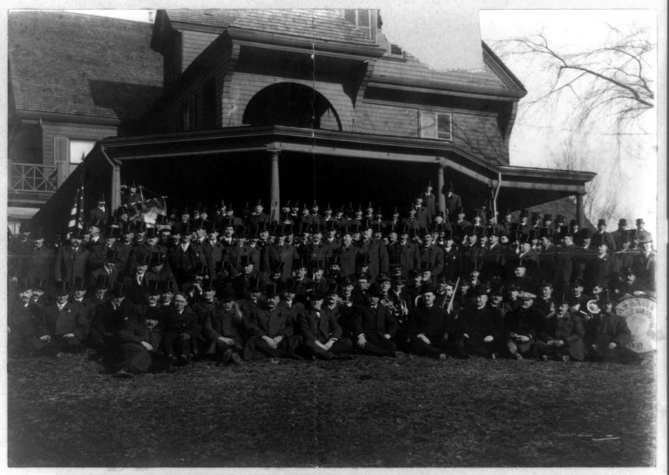 Ex-president Roosevelt and neighbors, taken at Oyster Bay, Sagamore Hill, L.I. LCCN92520938