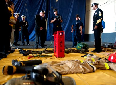 Ex-president Carter visits USS Carl Vinson 130222-N-TZ605-094