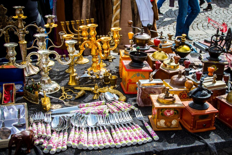 Used commercially antique antiquariat