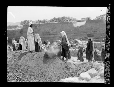 Excavations. Ain Shems (Beth Shemesh) on the Sharon Plain. The Egyptian 'task master' speeding up the workers LOC matpc.15687