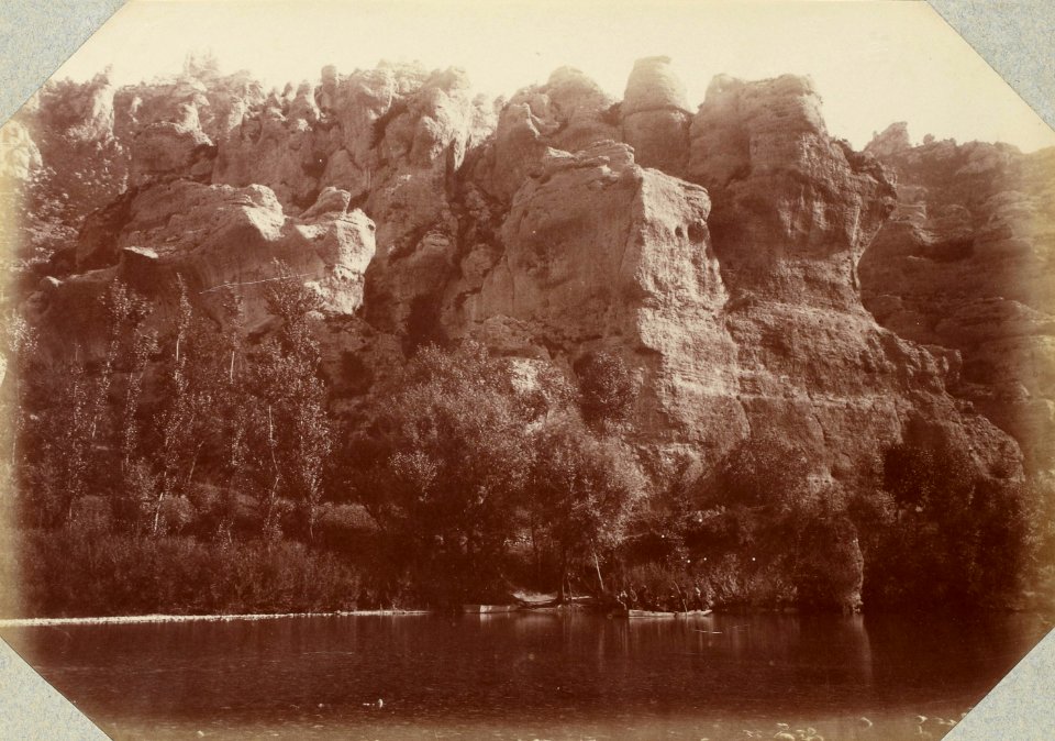 Excursion dans la région des Causses (1892).f25.Gorges du Tarn, les Baumes Hautes