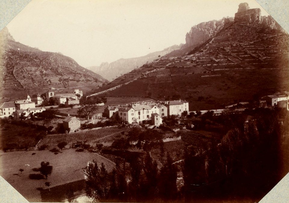 Excursion dans la région des Causses (1892).f45.Gorges de la Jonte, le Rozier, au fond les Gorges du Tarn