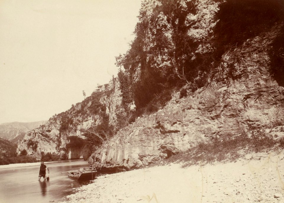 Excursion dans la région des Causses (1892).f22.cropped.Gorges du Tarn, Détroits (La Croze au fond)