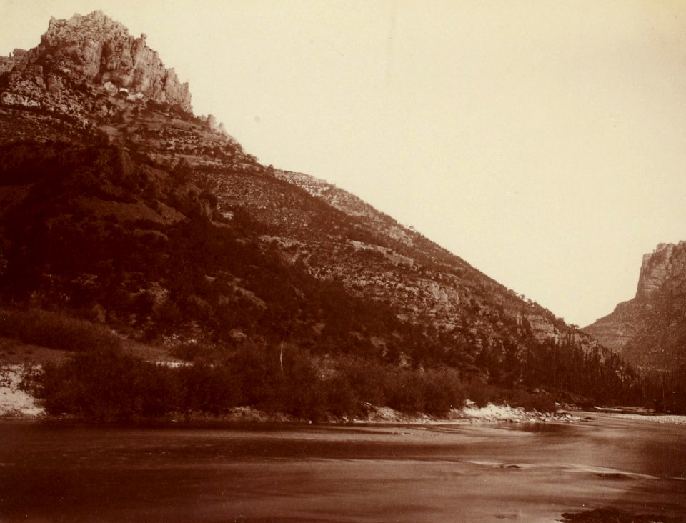 Excursion dans la région des Causses (1892).f42.cropped.Gorges du Tarn, Déglazines