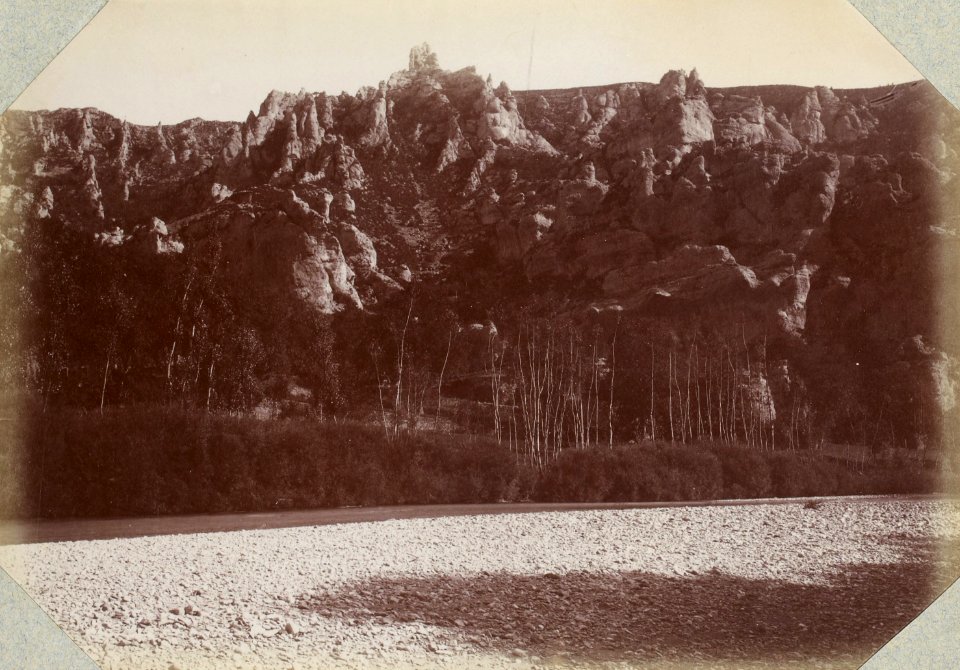 Excursion dans la région des Causses (1892).f26.Gorges du Tarn, les Baumes Chaudes