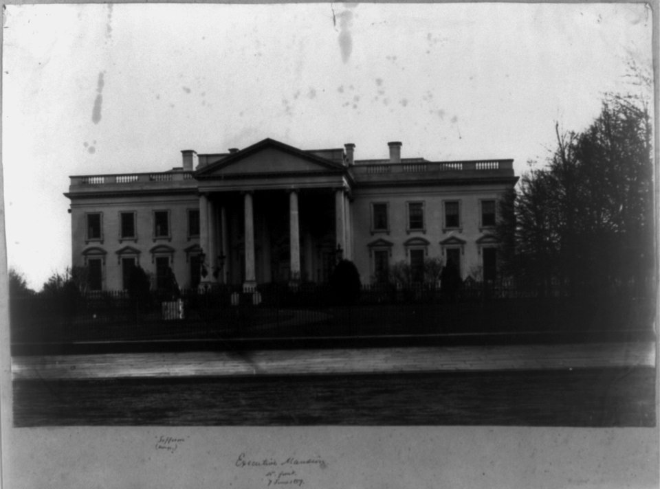 Executive mansion 3b32883u