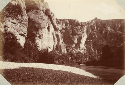 Excursion dans la région des Causses (1892).f28.Gorges du Tarn, Oratoire de St. Iler