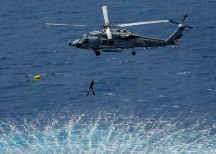 Explosive Ordnance Disposal Mobile Unit Six, platoon 621 conducts a mine exercise during Exercise Malabar 2015