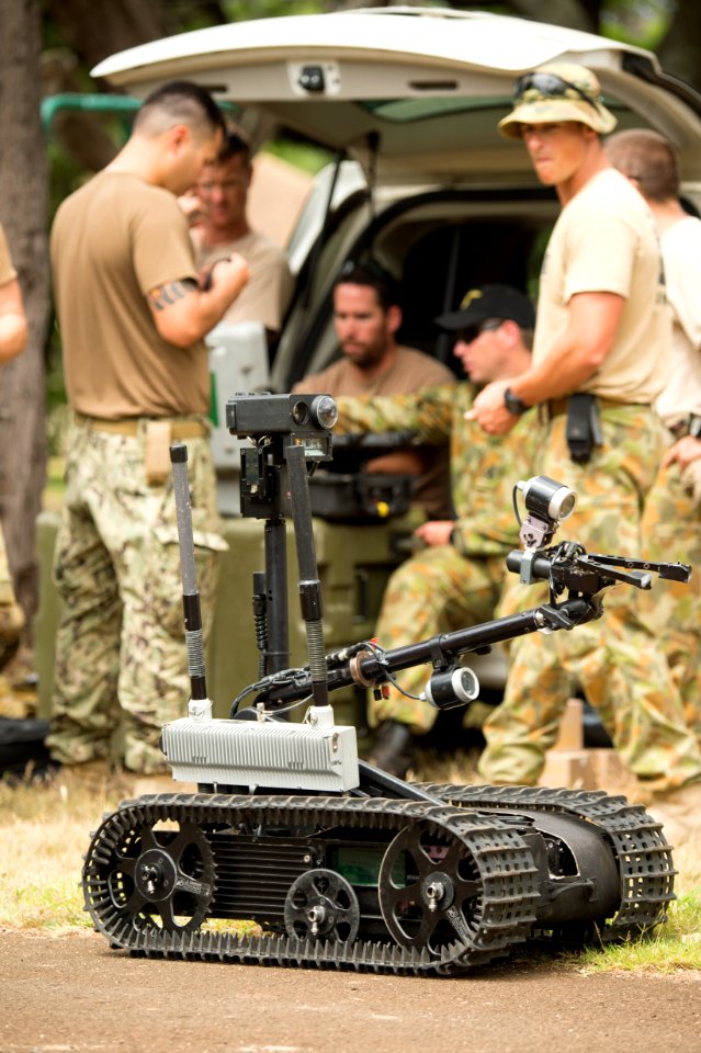 Explosive Ordnance Disposal Exercise, RIMPAC 2014 140714-N-MF909-078