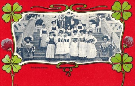 Exposición de construcción en Alemana mujeres tradicionales trébol bella época Dresde