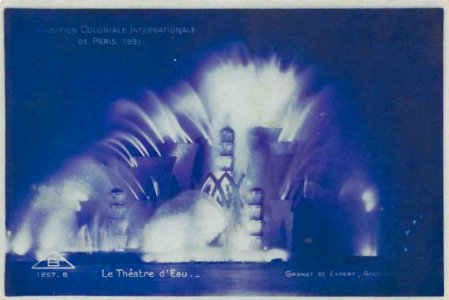 Expo 1931 Theatre eau photo
