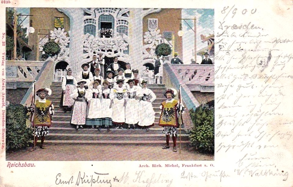 Exposición de construcción en Alemana mujeres tradicionales bella época Dresde