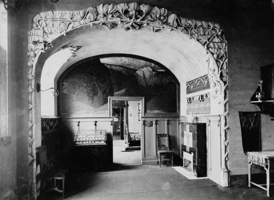 Exposición de arte alemán - arco de la puerta bella época Dresde