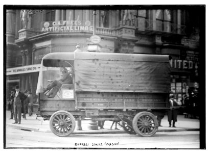 Express strike wagon LCCN2014688659
