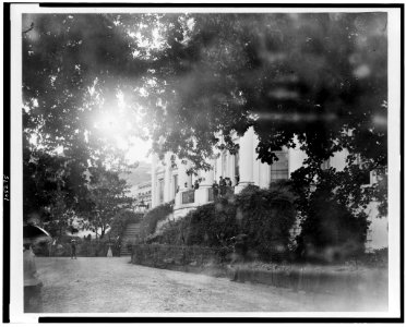 Exterior of the White House LCCN92510787