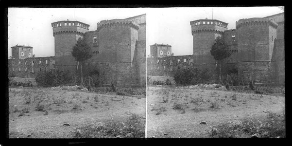 Exterior del monestir de Poblet i porta reial