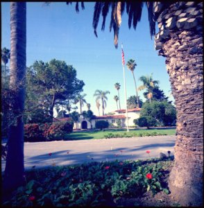 Exterior shot of the San Clemente house - NARA - 194304