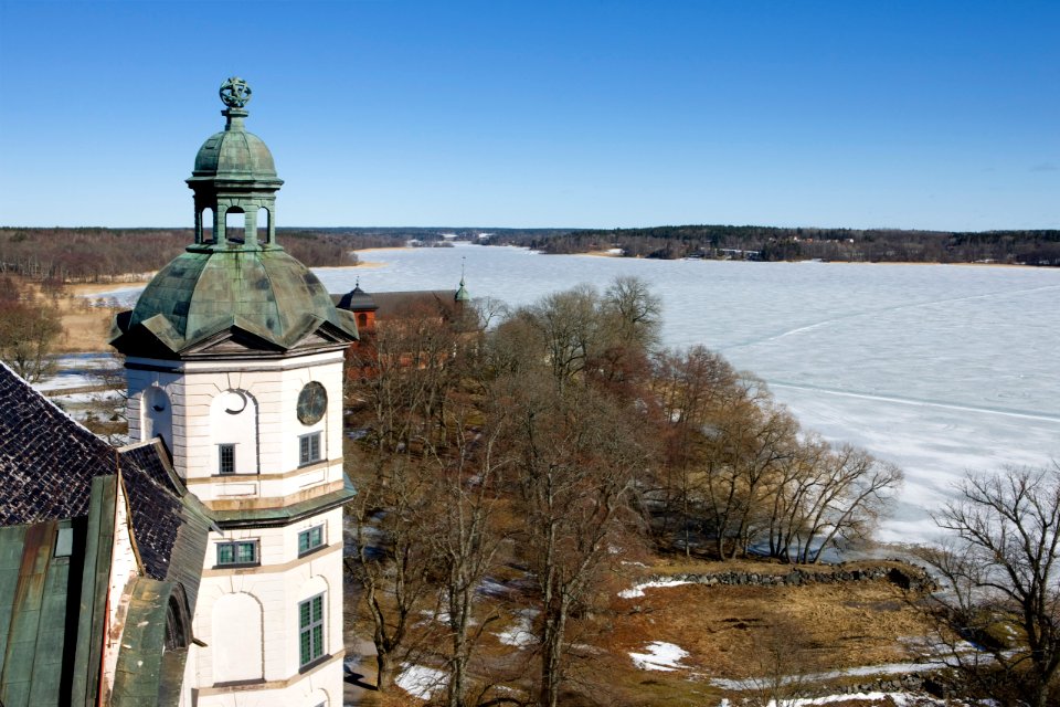 Exteriör. Nordöstra tornet med omgivning - Skoklosters slott - 87210