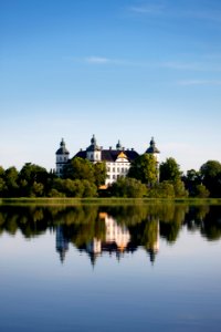 Exteriör. Sommar. Slottet från sjön. Stående - Skoklosters slott - 88050