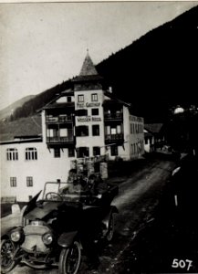 Exzellenz Roth in Welschnofen, 7. April 1916. (BildID 15581114)