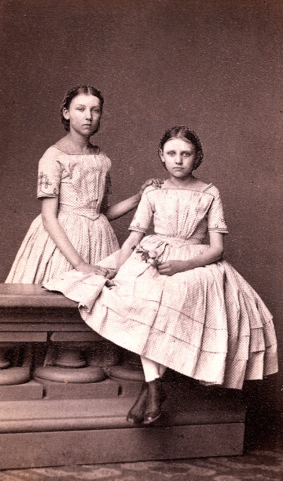 F Brandseph - Amalie Haug und Anna Haug ca.1862