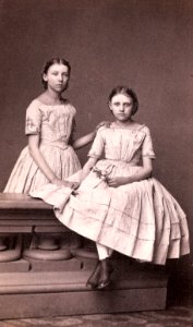 F Brandseph - Amalie Haug und Anna Haug ca.1862